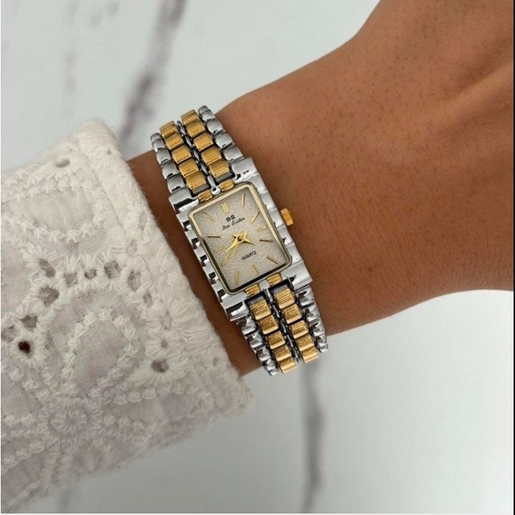 Elegant Retro Two-Tone Women's Vintage Inspired Square Watch +‎ In a Gift Box - Picture 1 of 6
